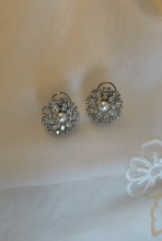 Load image into Gallery viewer, Raha Pearl Studs Silver
