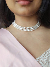 Load image into Gallery viewer, Dewdrops Long Pearl Necklace
